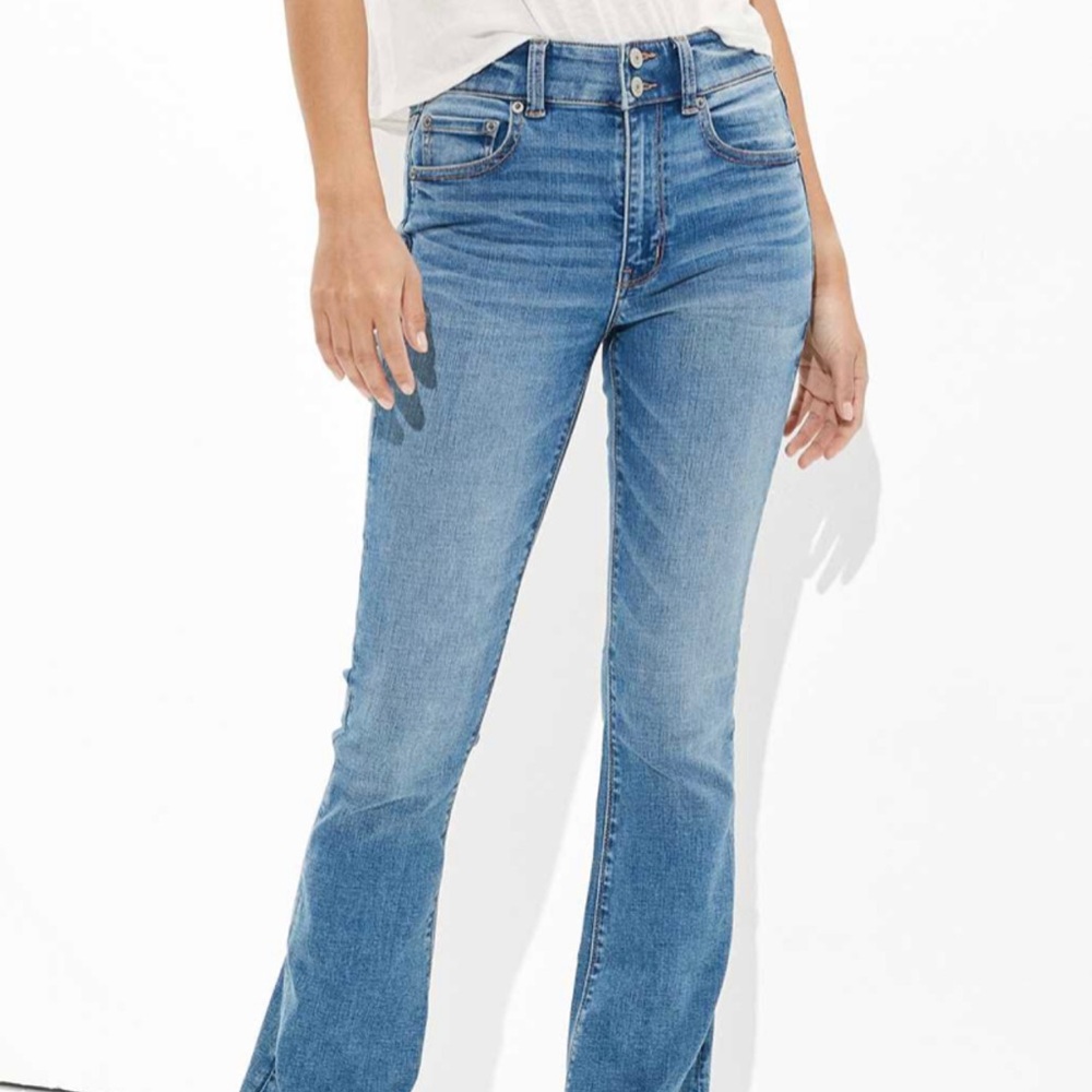 American Eagle High Rise Artist Flare 90s Jeans